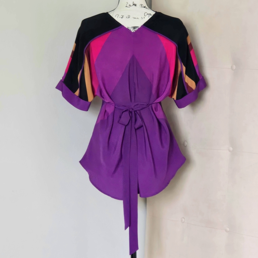 New York & Co Kaftan Style V-Neck Top Chevron Multicolor, Belted, Cuffed Sleeves - Picture 4 of 8